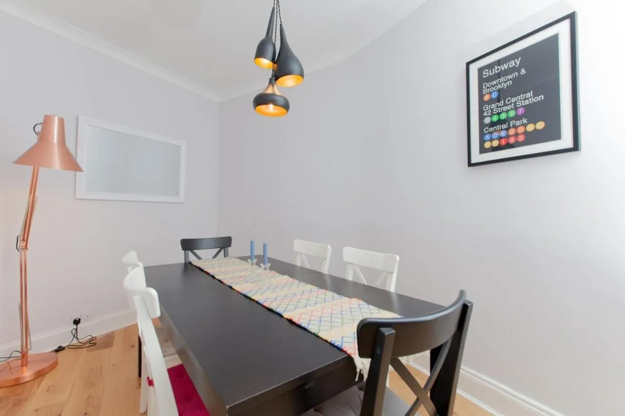 Beautifully Modernised New Town Home Edimburgo